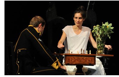 elodiemenant390.jpg