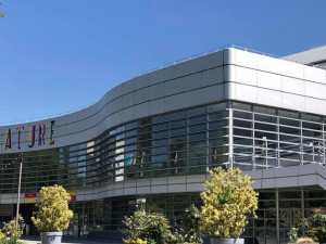 Bâtiment réalisé en 1993 par Claude Vasconi, 