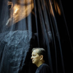 ©photographie de répétition Hécube, pas Hécube, salle Richelieu, juin 2024 © Christophe Raynaud de Lage, coll. Comédie-Française, Festival d'Avignon