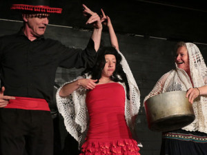 © Phil Lovy .Kapouchnik 176 avec ici, Eric Prévost, Isaure Legrand et Sophie Zanone